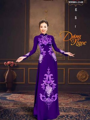 1693392045 vai ao dai du tiec sang trong (24)